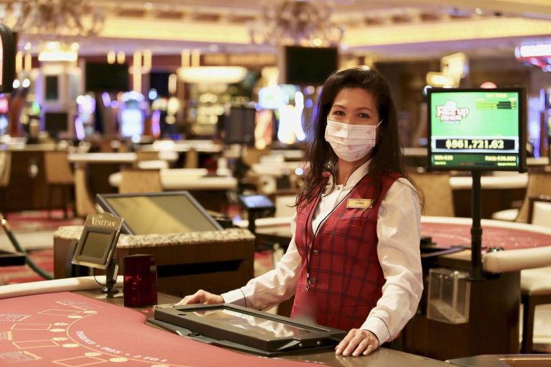 Khám phá các dịch vụ và ưu đãi hấp dẫn tại cua hang truc tuyen uy tín
